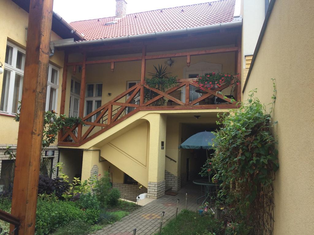 Apartmán Lyrius Vendeghaz - Debrecín Exteriér fotografie